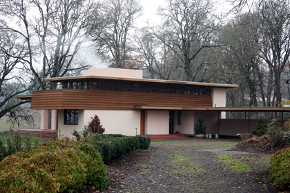 Frank Lloyd Wright's Gordon House in Silverton, Oregon