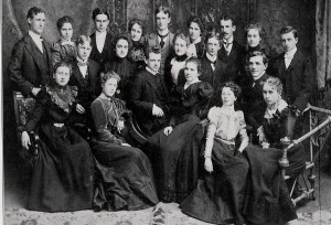 “Recently resurrected portrait of Oregon's class of '99,” Old Oregon 21, no. 6 (February 1940), 8.