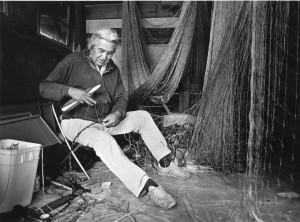 David Sohappy mending fishing nets. [Jacqueline Moreau papers, Coll 459, Box 10, Folder 4 and 5; Special Collections and University Archives, University of Oregon Libraries, Eugene, Oregon.]